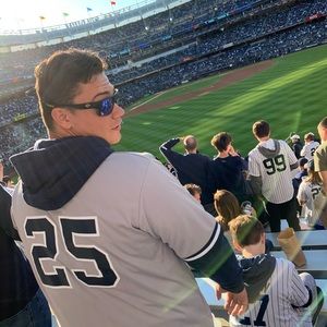 Meet your Posher, Anthony